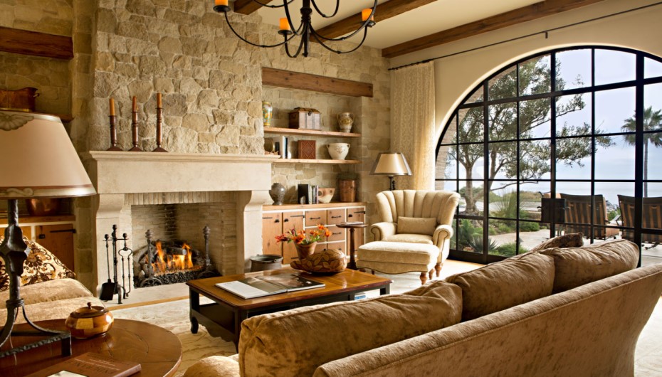 Spanish-Style Homes Fireplaces