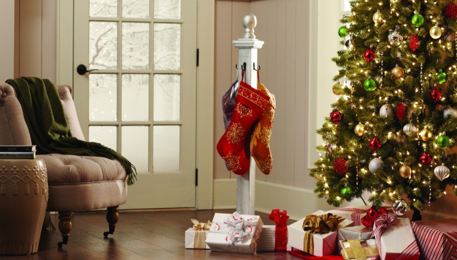 Stocking Post To Hang Christmas Stockings