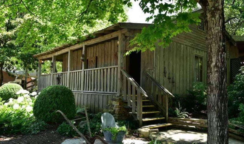 Dolly Parton Childhood Home