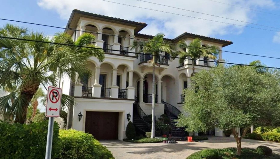 Hulk Hogan House in Clearwater Beach