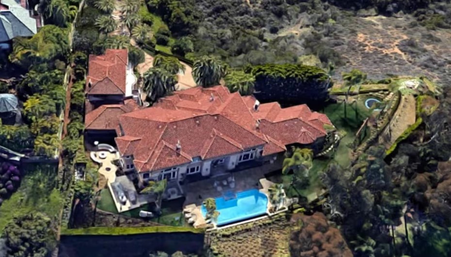 Bill Gates House in Tony Del Mar Country Club