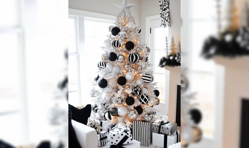 Black and White Christmas Tree decor