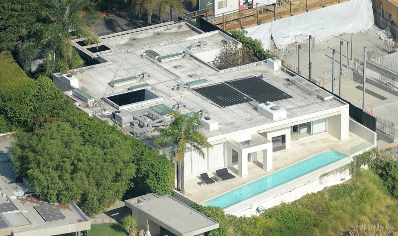 Architectural Features Of Keanu Reeves House