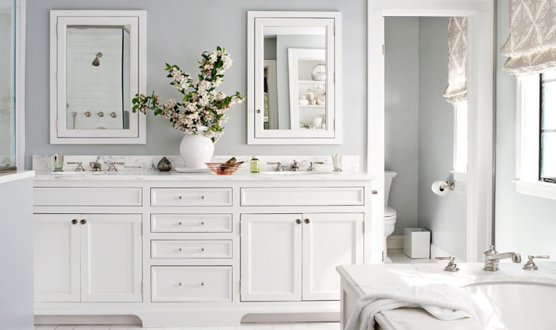 Choose a Bold Vanity - preppy bathroom ideas