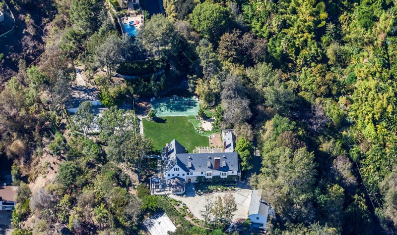 Sandra Bullock Villa In Beverly Hills