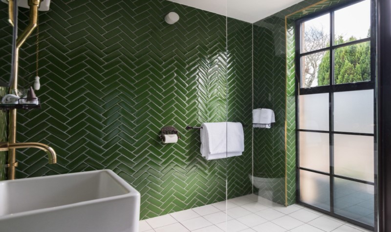 Consider Adding Dark Green Tiles - dark green bathrooms
