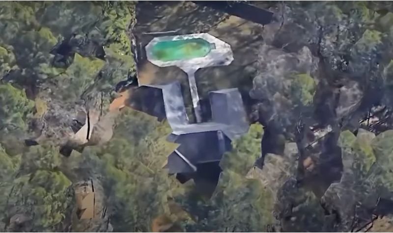 Architectural Features Of Pam Bondi Home