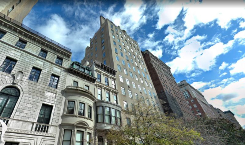 Larry Fink’s Manhattan Pad
