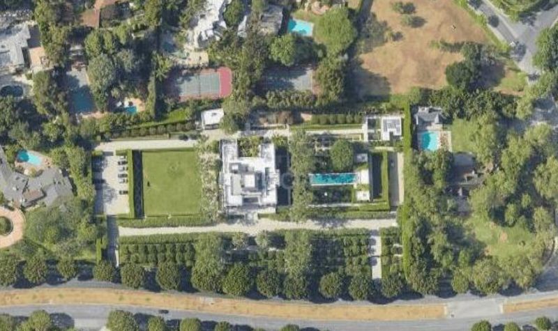 Virtual Tour Inside Stewart Resnick House